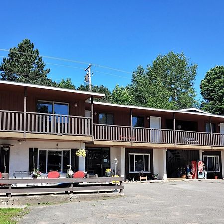 Lakeshore Motel Ice Lake Iron River Esterno foto