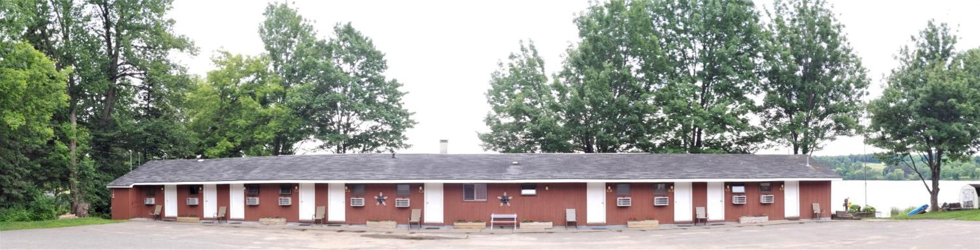 Lakeshore Motel Ice Lake Iron River Esterno foto